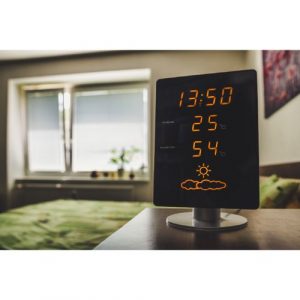 Weather station with LCD display